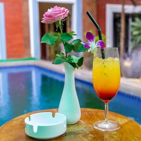 לינה וארוחת בוקר סיאם ריפ Angkor Rithy Boutiquese מראה חיצוני תמונה